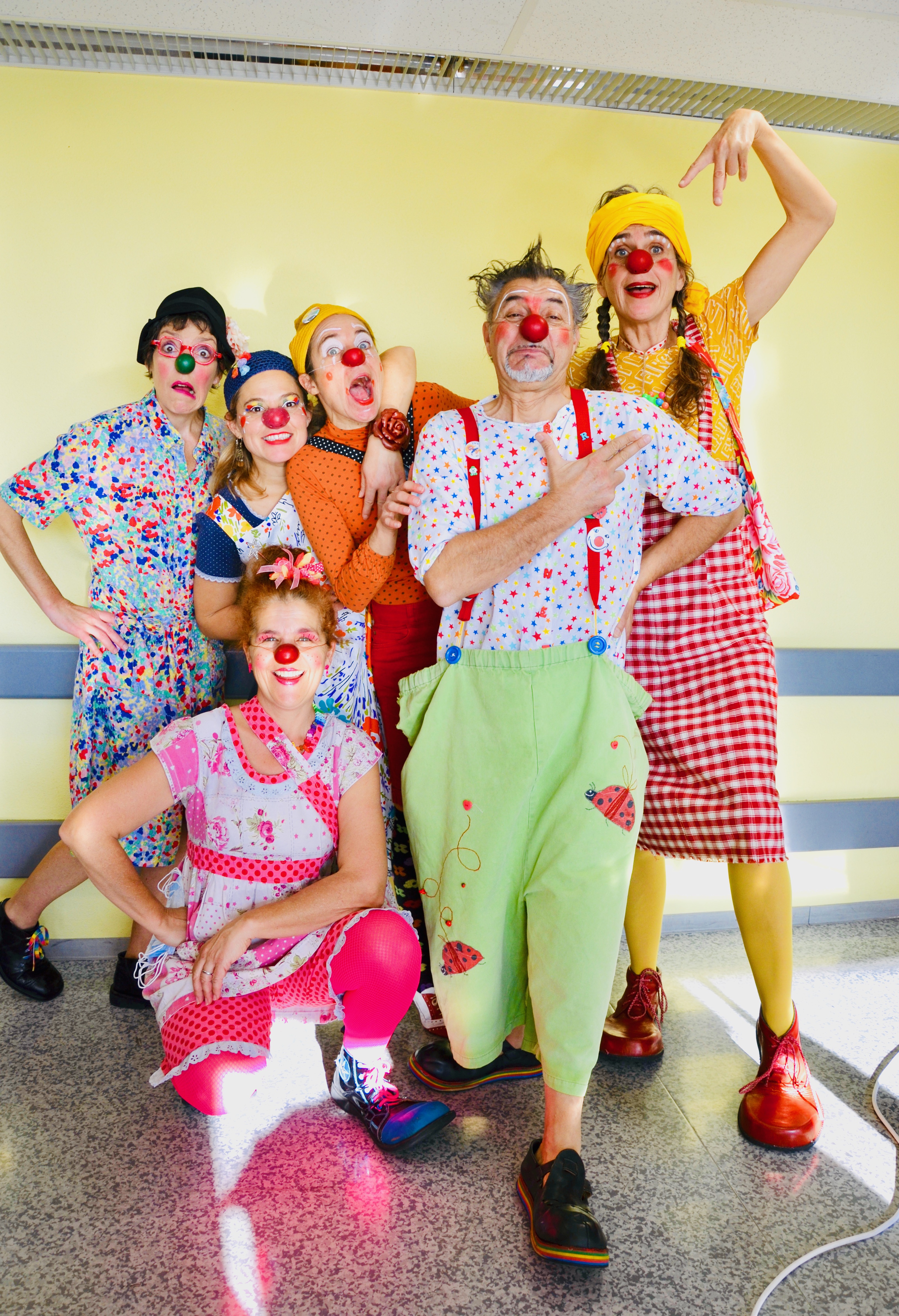 clowns